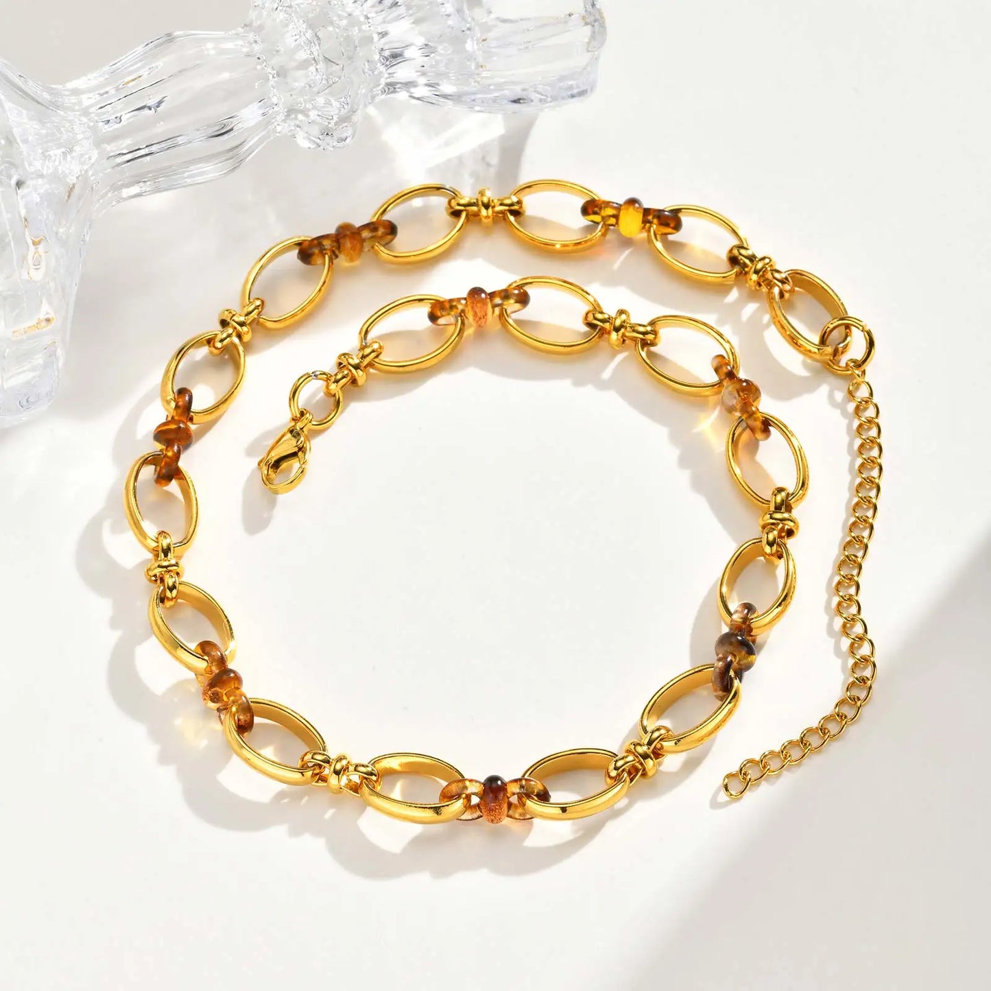 Collar Ámbar - En acero inoxidable chapado en oro | collar tipo gargantilla con eslabones