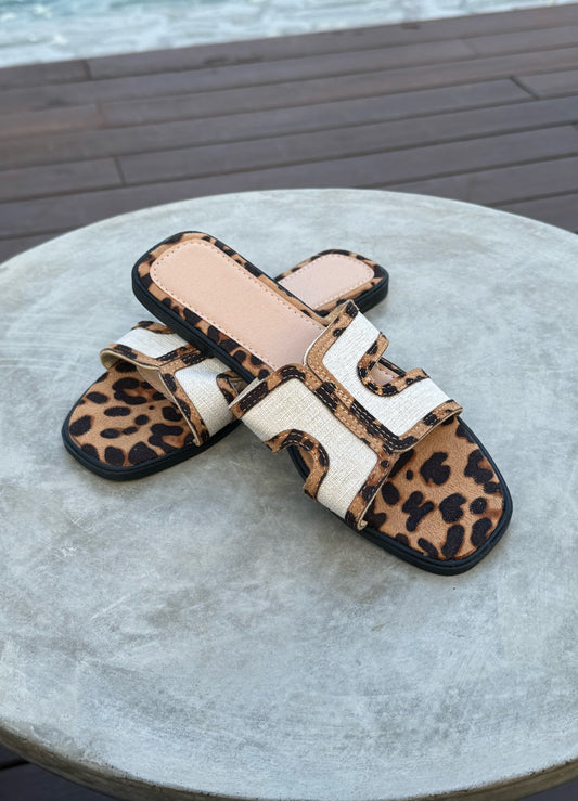 Sandalias Carys con estampado de leopardo (REBAJAS)