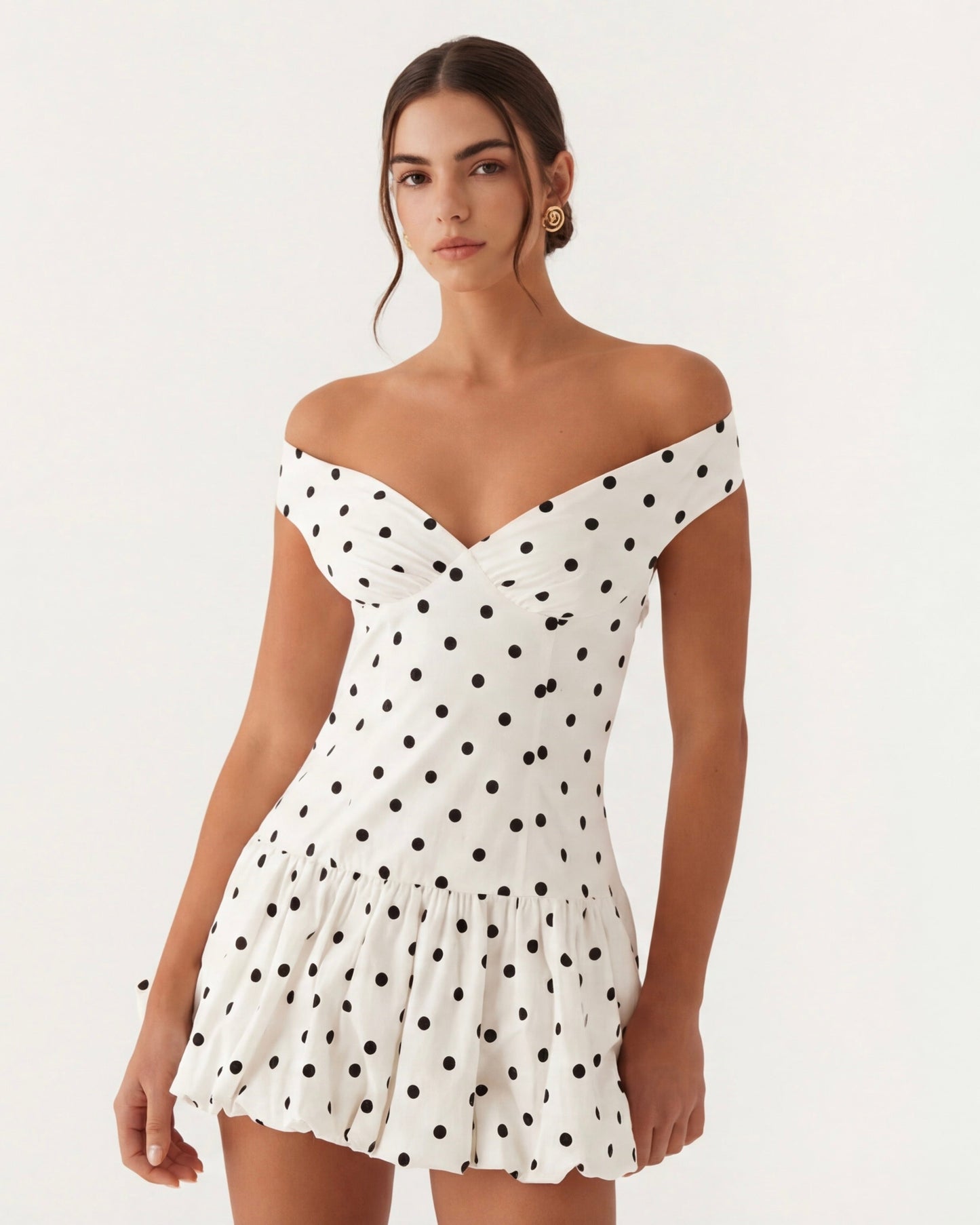 Vestido corto de Lunares